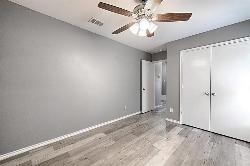 1242 E Powell Avenue, Fort Worth TX 76104 - Photo 16