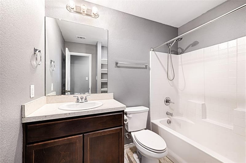 1242 E Powell Avenue, Fort Worth TX 76104 - Photo 14