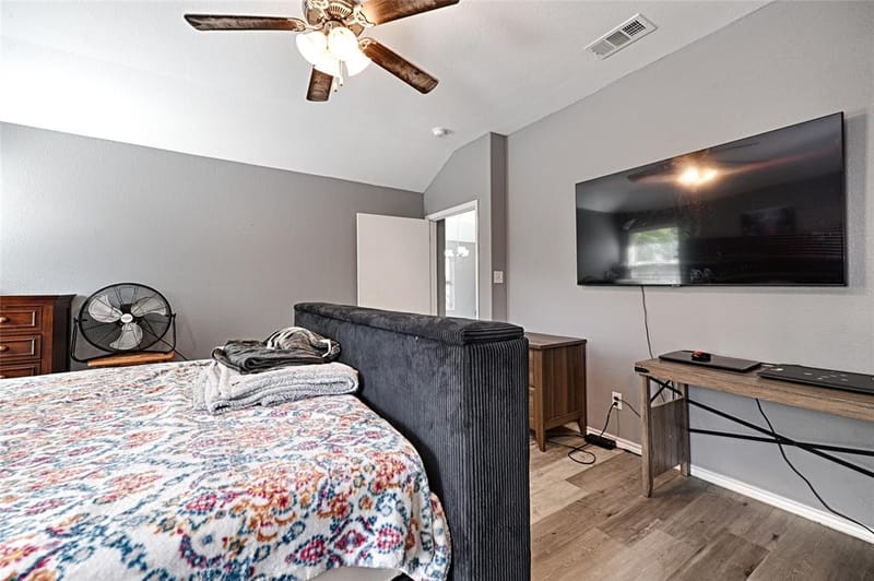 1242 E Powell Avenue, Fort Worth TX 76104 - Photo 18