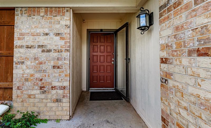 1620 Edge Hill Road, Benbrook TX 76126 - Photo 2