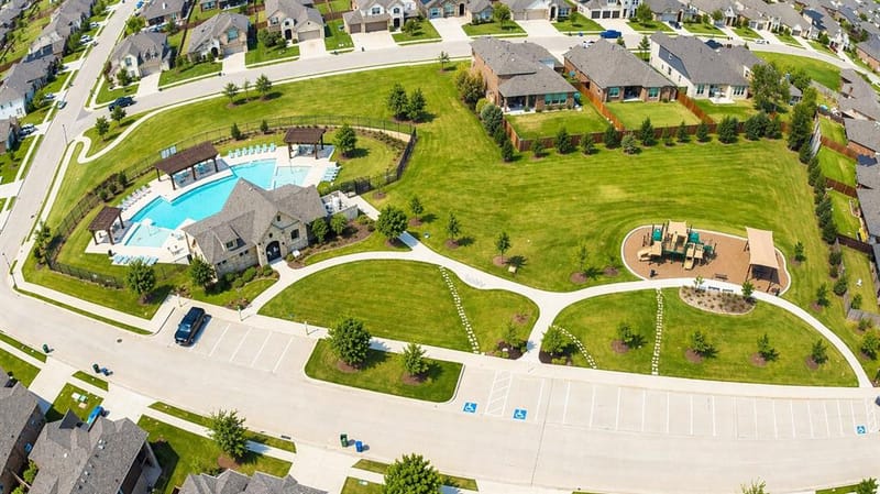 502 Ranchwood Drive, Justin TX 76247 - Photo 12