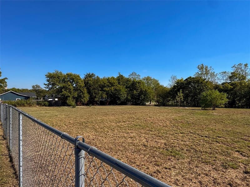 3101 Spencer Street, Greenville TX 75401 - Photo 16