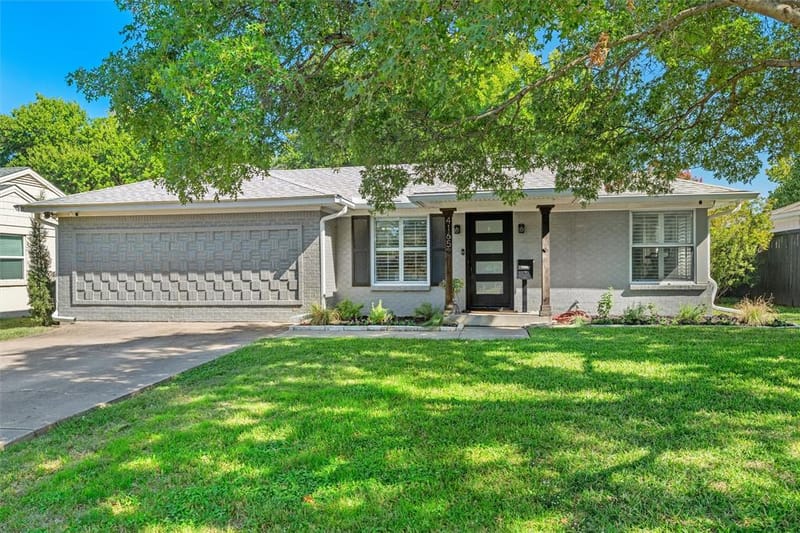 4165 Carolyn Road, Fort Worth TX 76109
