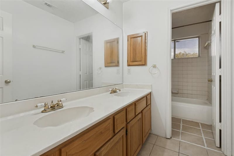 2306 Bent Brook Drive, Mesquite TX 75181 - Photo 8