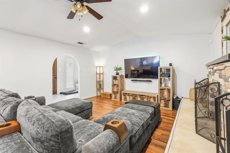 2804 Mintwood Place, Arlington TX 76016 - Photo 6
