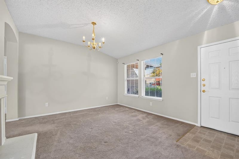 729 Raven Drive, Saginaw TX 76131 - Photo 8