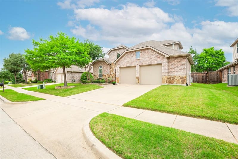 5320 Grovewood Drive, McKinney TX 75071 - Photo 5