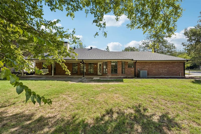 2615 N Lincoln Park Road, Van Alstyne TX 75495 - Photo 28