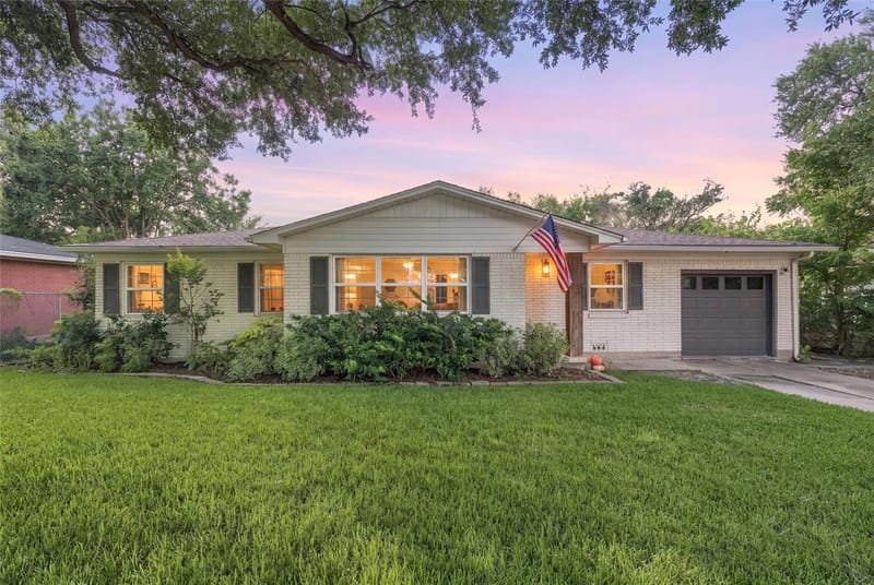 3821 Cobbs Drive, Waco TX 76708