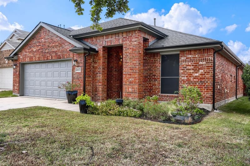 412 Crossbill Lane, Little Elm TX 75068 - Photo 2