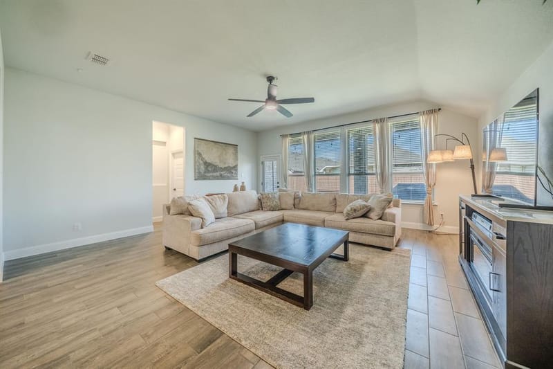 5925 Lovills Creek, Fort Worth TX 76179 - Photo 3