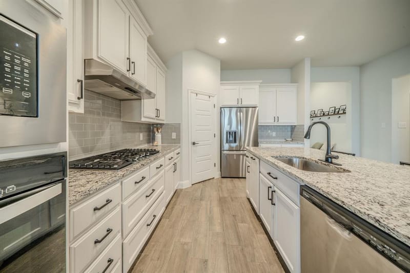 5925 Lovills Creek, Fort Worth TX 76179 - Photo 8