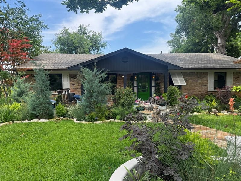 9011 Fringewood Drive, Dallas TX 75228 - Photo 10