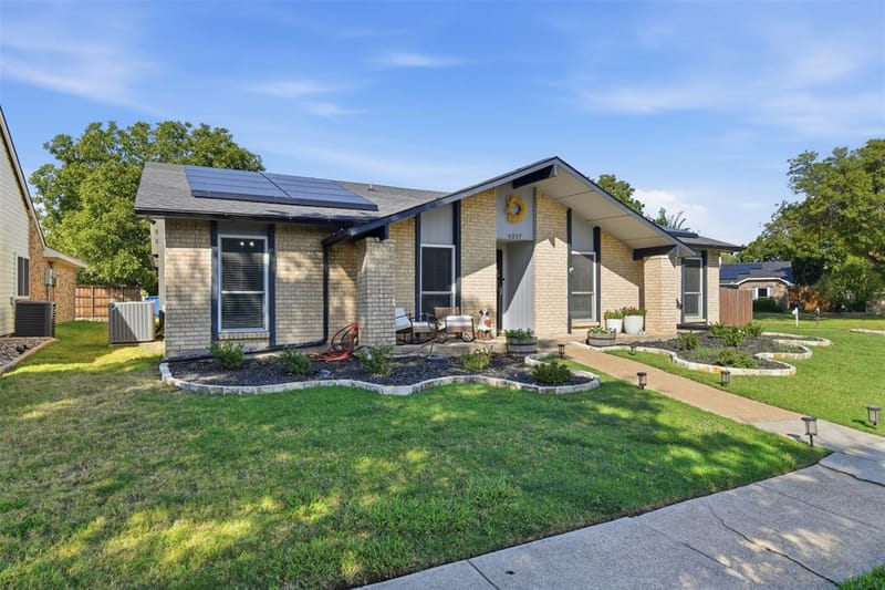 6217 Scenic Drive, Rowlett TX 75088 - Photo 2