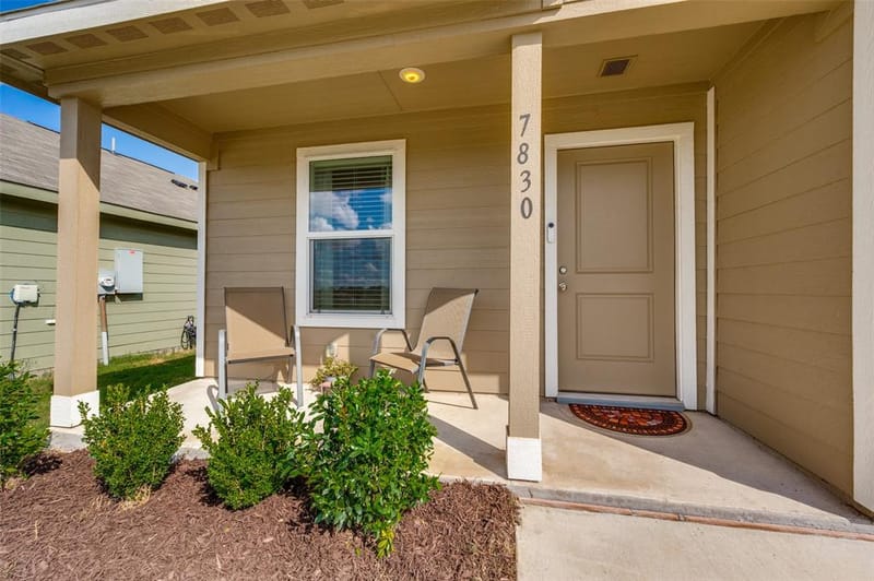 7830 Ellington Drive, Dallas TX 75241 - Photo 3