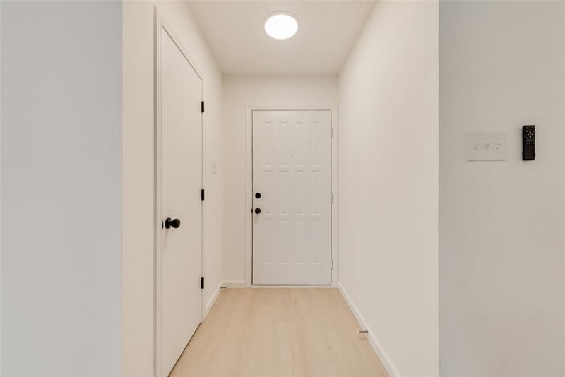 3021 Meadowmoor Street, Fort Worth TX 76133 - Photo 6