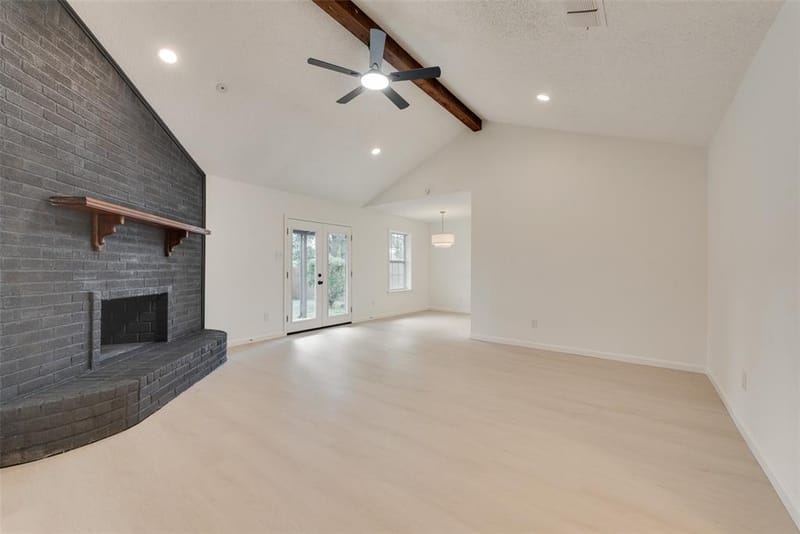 3021 Meadowmoor Street, Fort Worth TX 76133 - Photo 10
