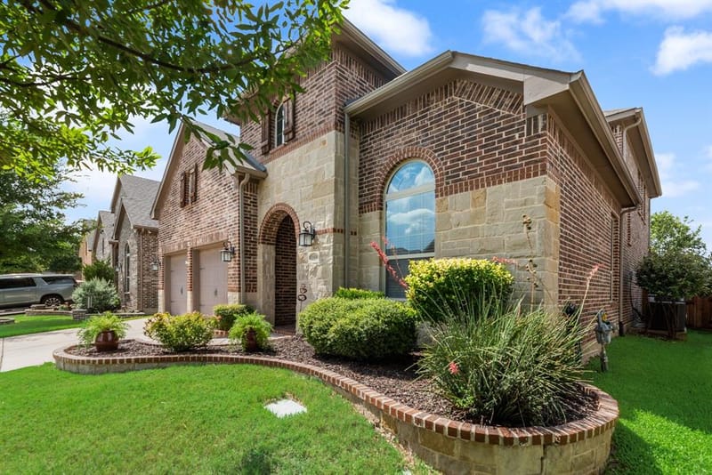 11616 Twining Branch Circle, Fort Worth TX 76052 - Photo 2