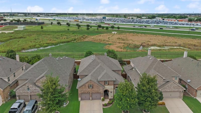11616 Twining Branch Circle, Fort Worth TX 76052 - Photo 4