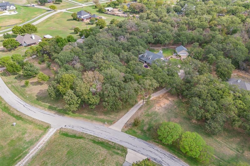901 Pioneer Circle W, Argyle TX 76226 - Photo 37