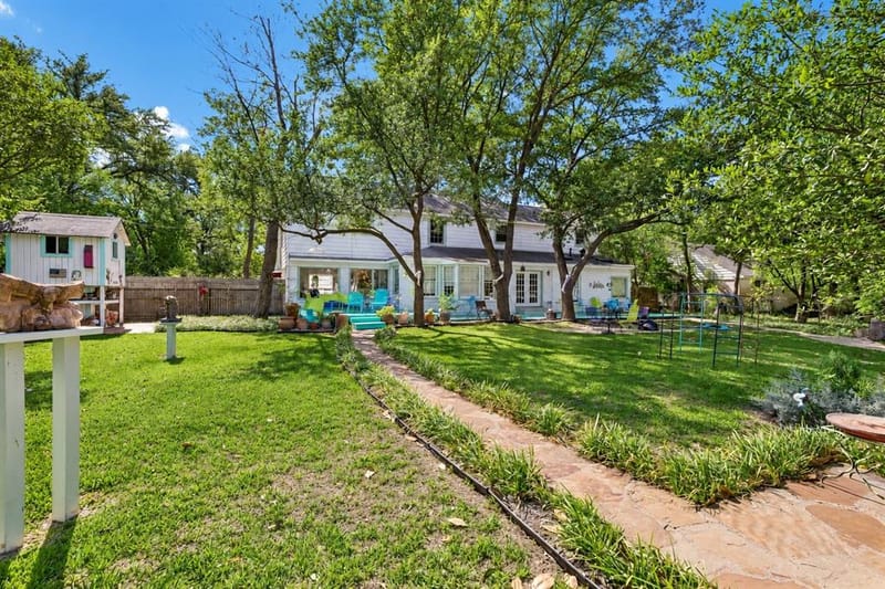 5409 Farquhar Lane, Dallas TX 75209 - Photo 2
