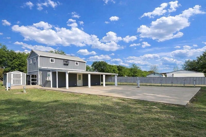 400 Comanche, Quitman TX 75783