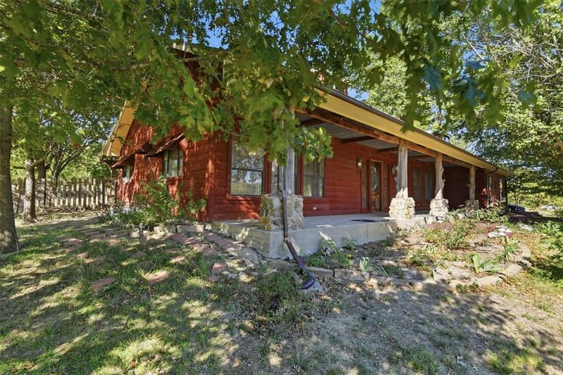 959 County Road 4540, Whitewright TX 75491 - Photo 2