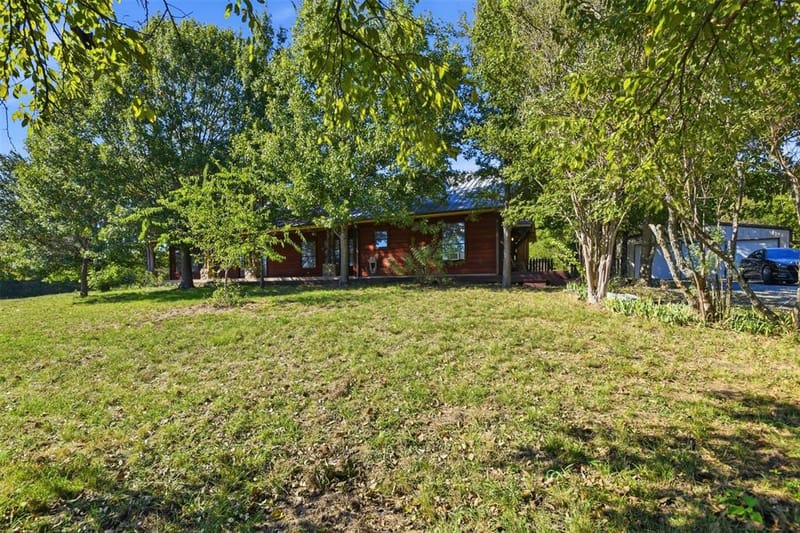 959 County Road 4540, Whitewright TX 75491 - Photo 3