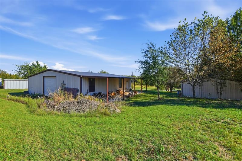 959 County Road 4540, Whitewright TX 75491 - Photo 36