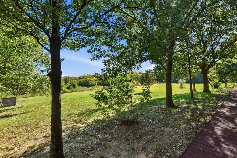 959 County Road 4540, Whitewright TX 75491 - Photo 32