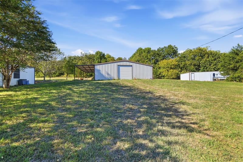 959 County Road 4540, Whitewright TX 75491 - Photo 34
