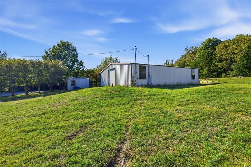 959 County Road 4540, Whitewright TX 75491 - Photo 35