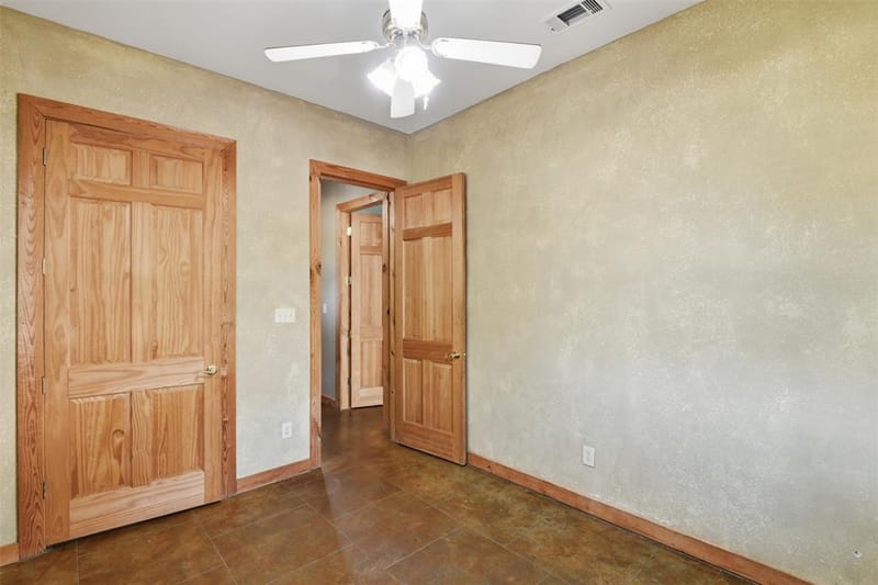 959 County Road 4540, Whitewright TX 75491 - Photo 29
