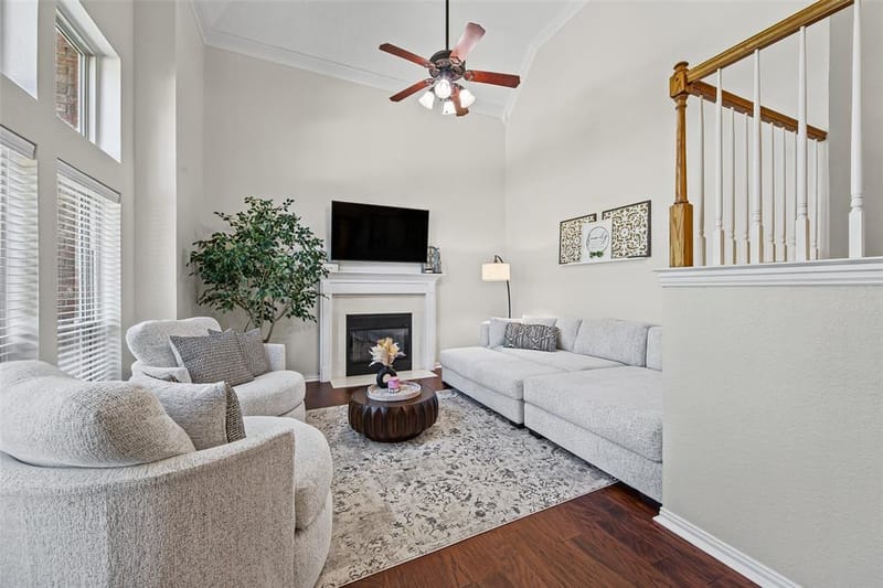 3406 Forestway Court, Arlington TX 76001 - Photo 6