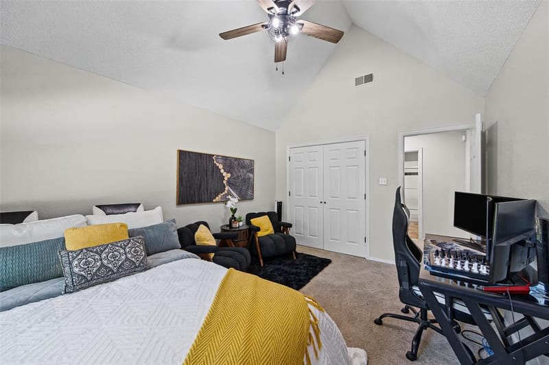 3406 Forestway Court, Arlington TX 76001 - Photo 32