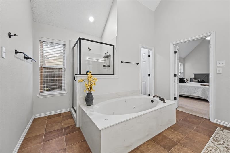 3406 Forestway Court, Arlington TX 76001 - Photo 24