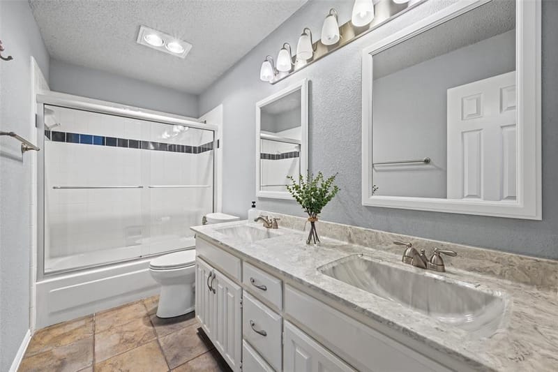 3406 Forestway Court, Arlington TX 76001 - Photo 31