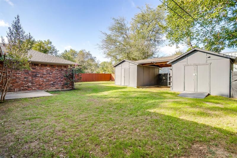 109 Briarwood Drive, Kennedale TX 76060 - Photo 23