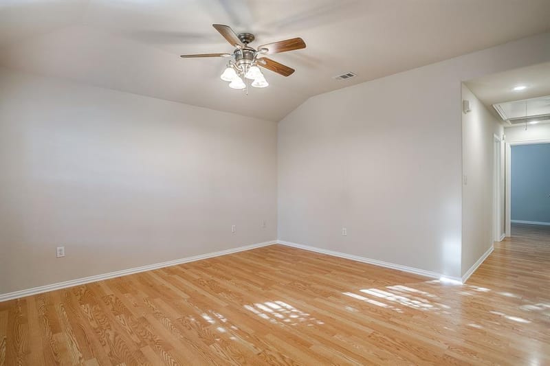 109 Briarwood Drive, Kennedale TX 76060 - Photo 6