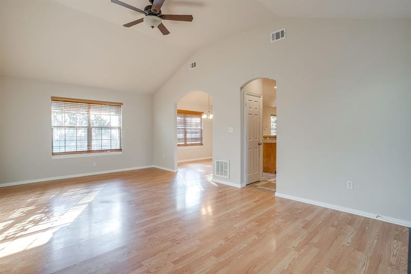 109 Briarwood Drive, Kennedale TX 76060 - Photo 20