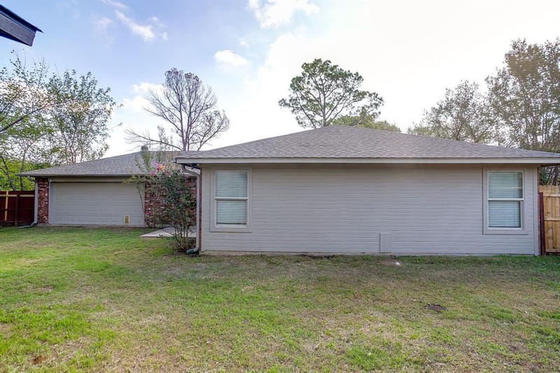 109 Briarwood Drive, Kennedale TX 76060 - Photo 24