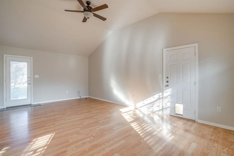 109 Briarwood Drive, Kennedale TX 76060 - Photo 18