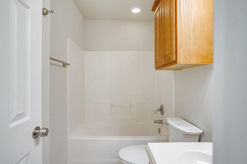 109 Briarwood Drive, Kennedale TX 76060 - Photo 15