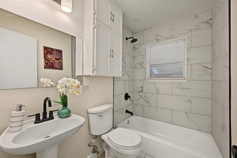 5205 Roxie Street, Haltom City TX 76117 - Photo 16