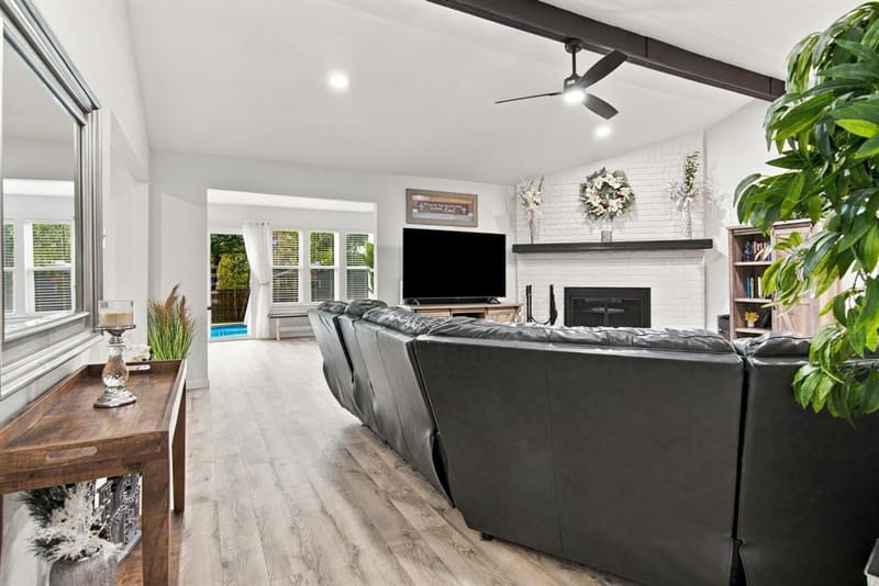 6401 Simmons Road, North Richland Hills TX 76182 - Photo 9
