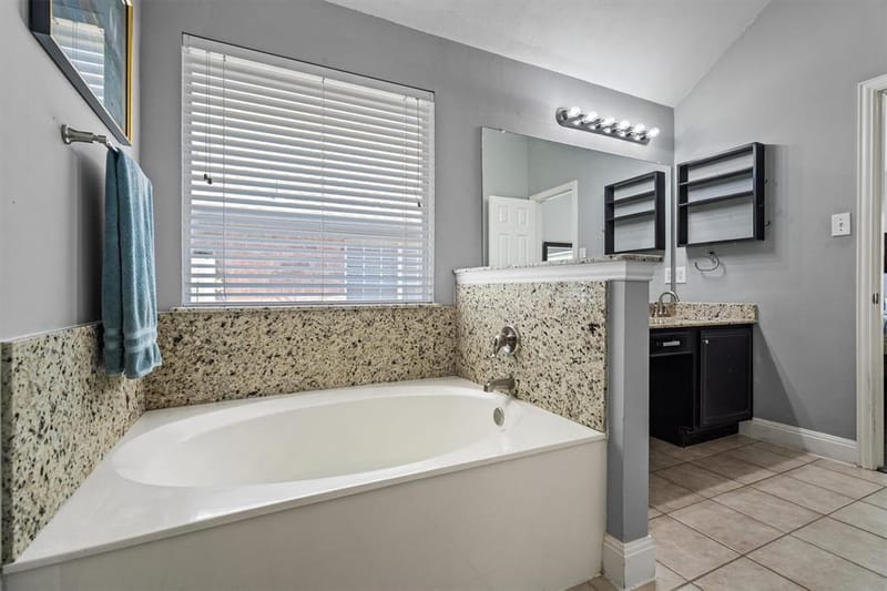 1248 Michael Avenue, Lewisville TX 75077 - Photo 22