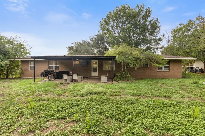 703 W Elizabeth Drive, Robinson TX 76706 - Photo 23