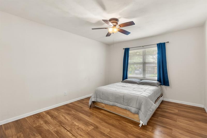 703 W Elizabeth Drive, Robinson TX 76706 - Photo 16