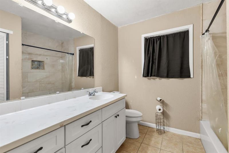 703 W Elizabeth Drive, Robinson TX 76706 - Photo 18
