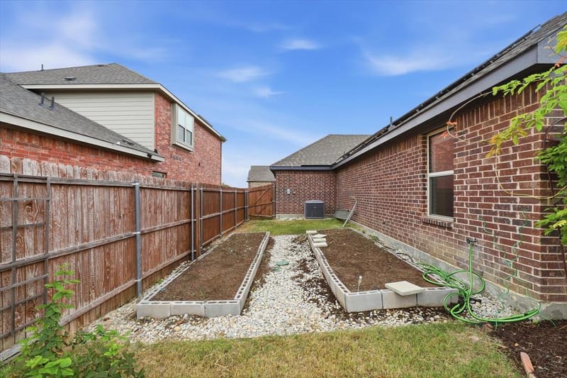1473 Radecke Road, Krum TX 76249 - Photo 35